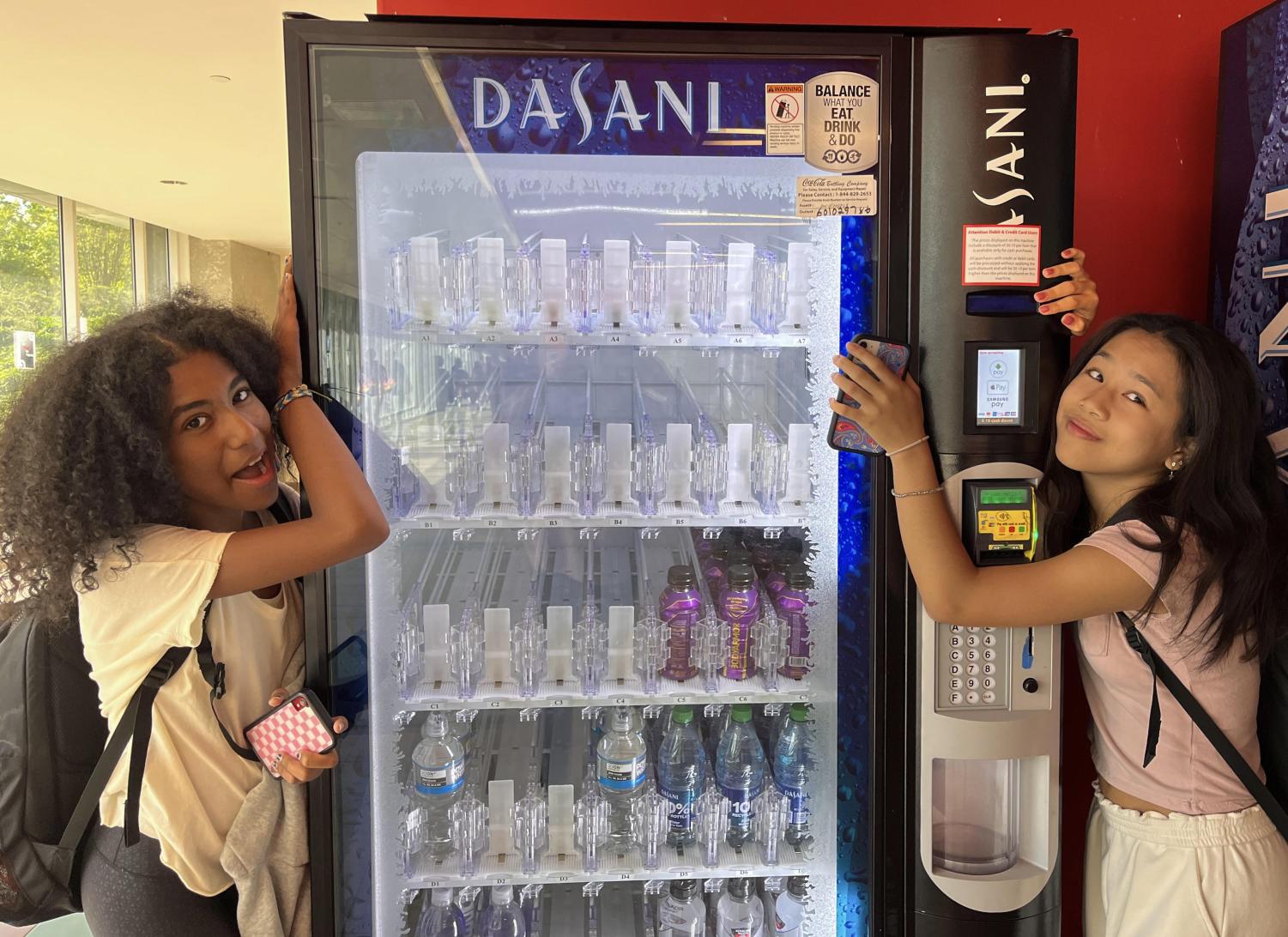 Forcing People At Vending Machines To Wait Nudges Them To Buy Healthier  Snacks : The Salt : NPR