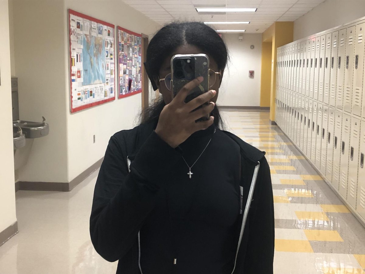 The phone debate rages at North Atlanta High School. Could NAHS go without them?